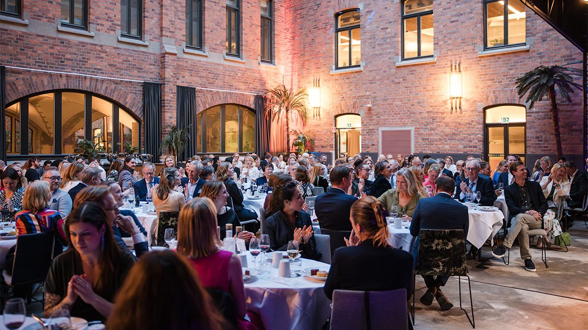 Sittande middag på GodEls vinstutdelning 2025.